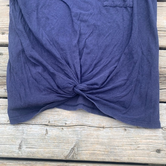๐ Universal Thread Navy Knot-Front T-Shirt XS - Picture 3 of 7